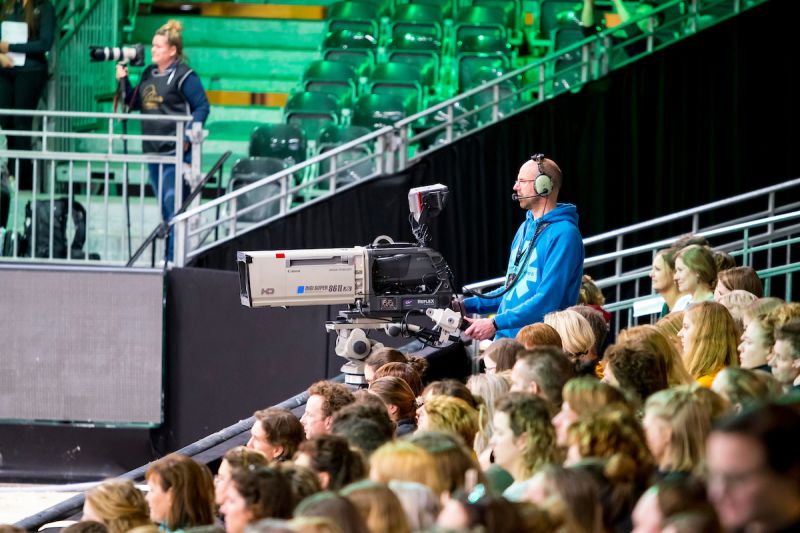 Follow The Dutch Masters on TV and via live stream