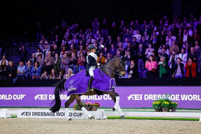 Von Bredow-Werndl dances to victory