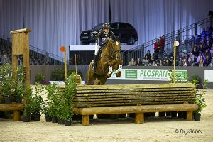 Jan van Beek wins Indoor Eventing