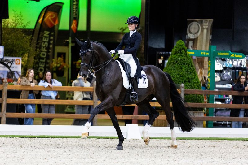 Yasmin Westerink wint CDIY proef