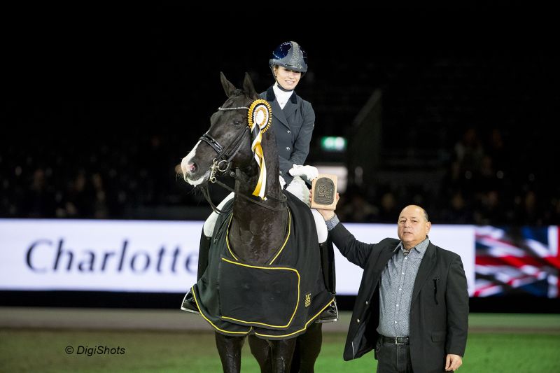 Charlotte Fry beste in U25 Kür op Muziek